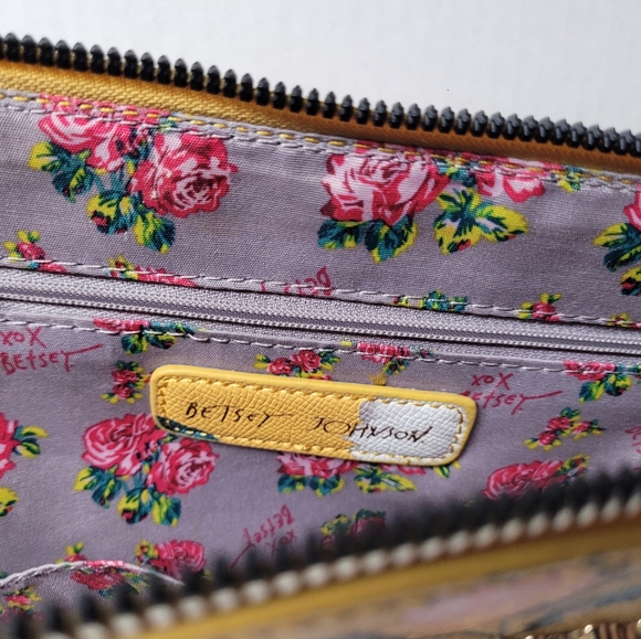 Betsey Johnson Purse - Picture 3 of 4
